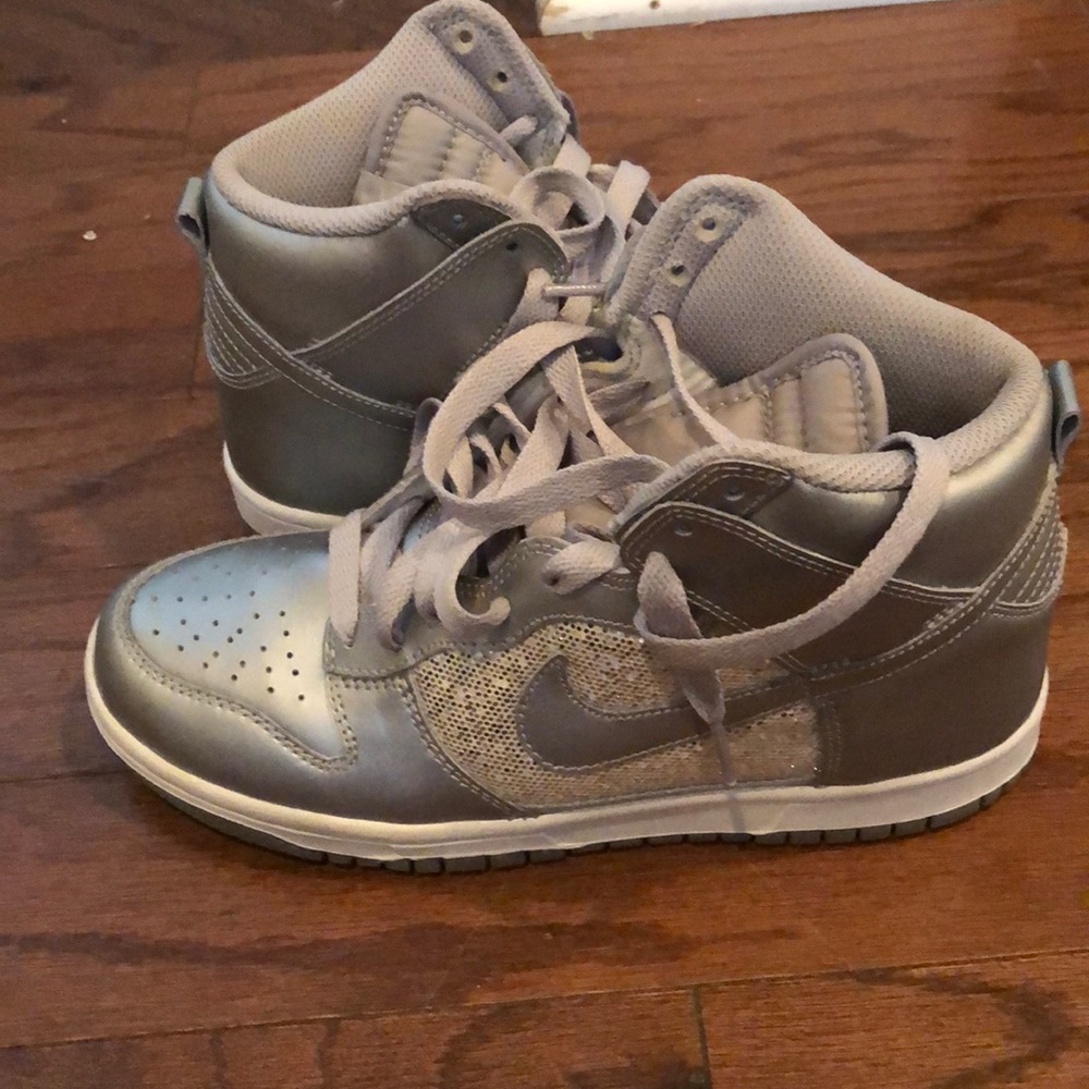 nike dunk high sneakers